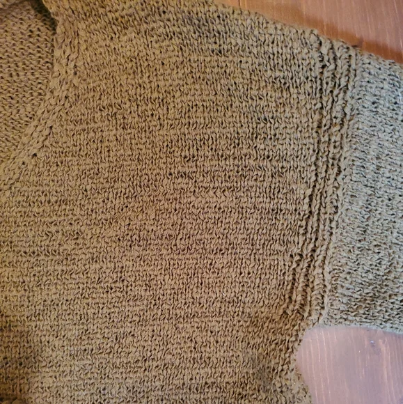 J Crew Olive Fatigue 3/4 Sleeves Green Bell Sweater  Medium Cotton Blend Knit - Picture 6 of 10